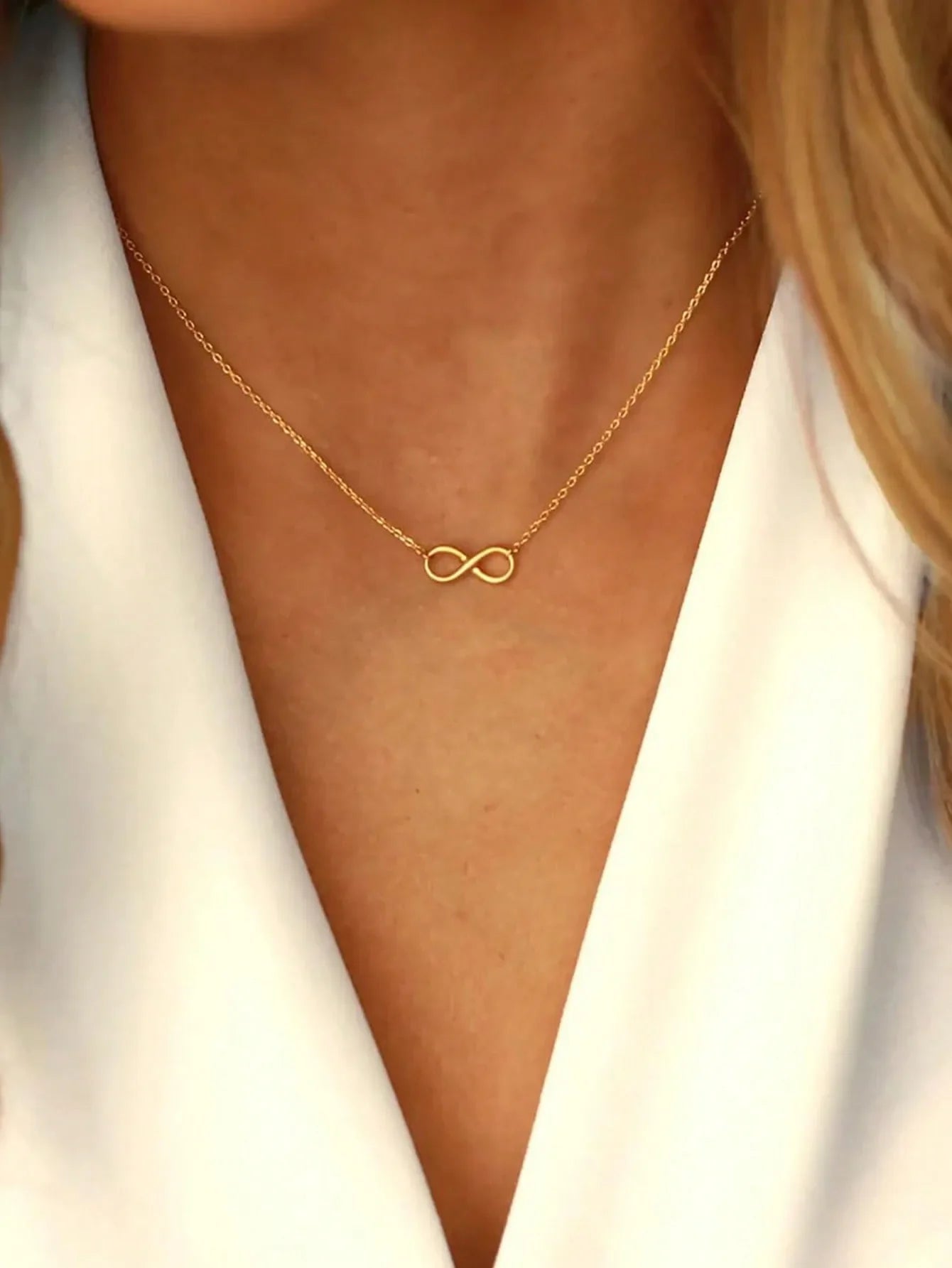 INFINITY NECKLACE