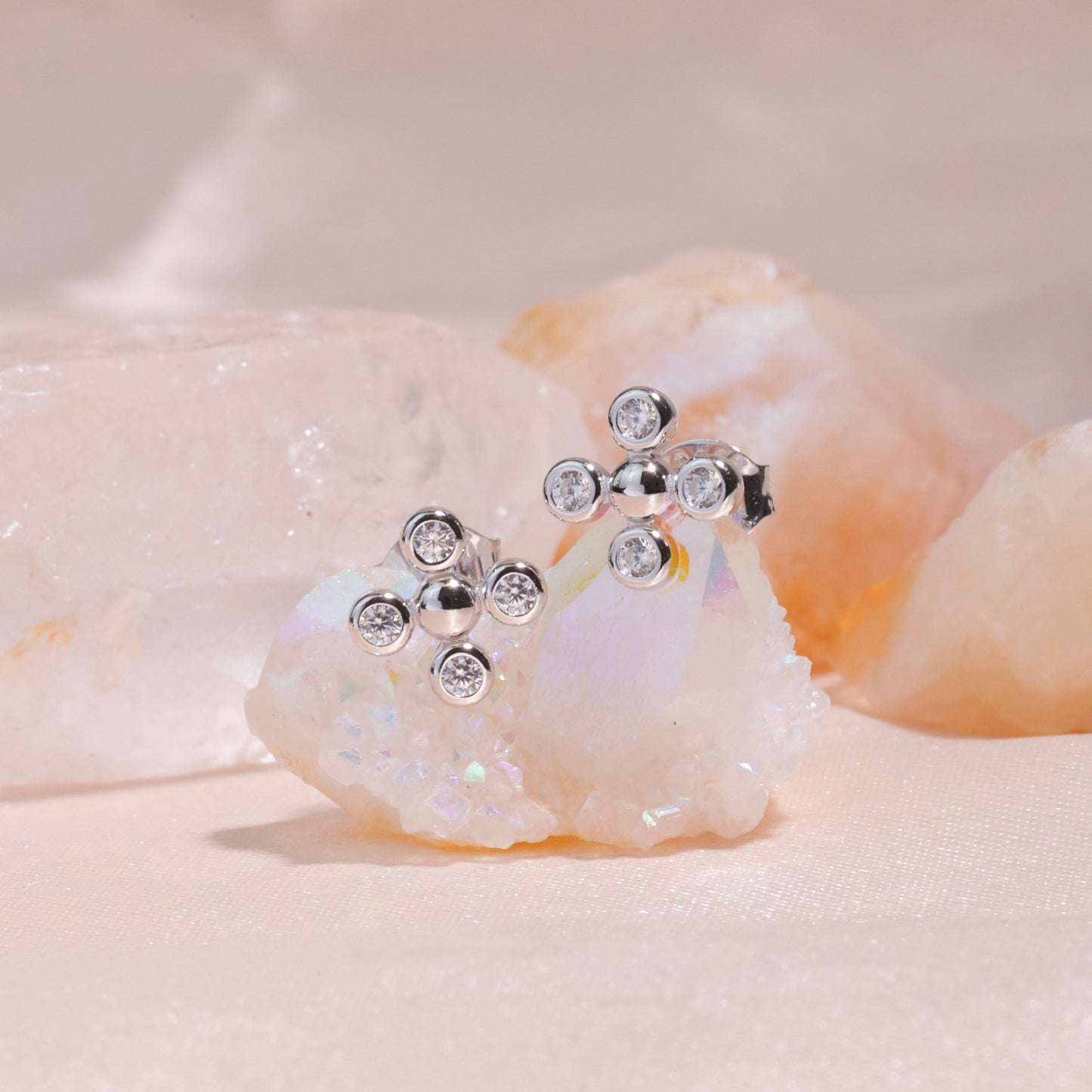 Astra Studs