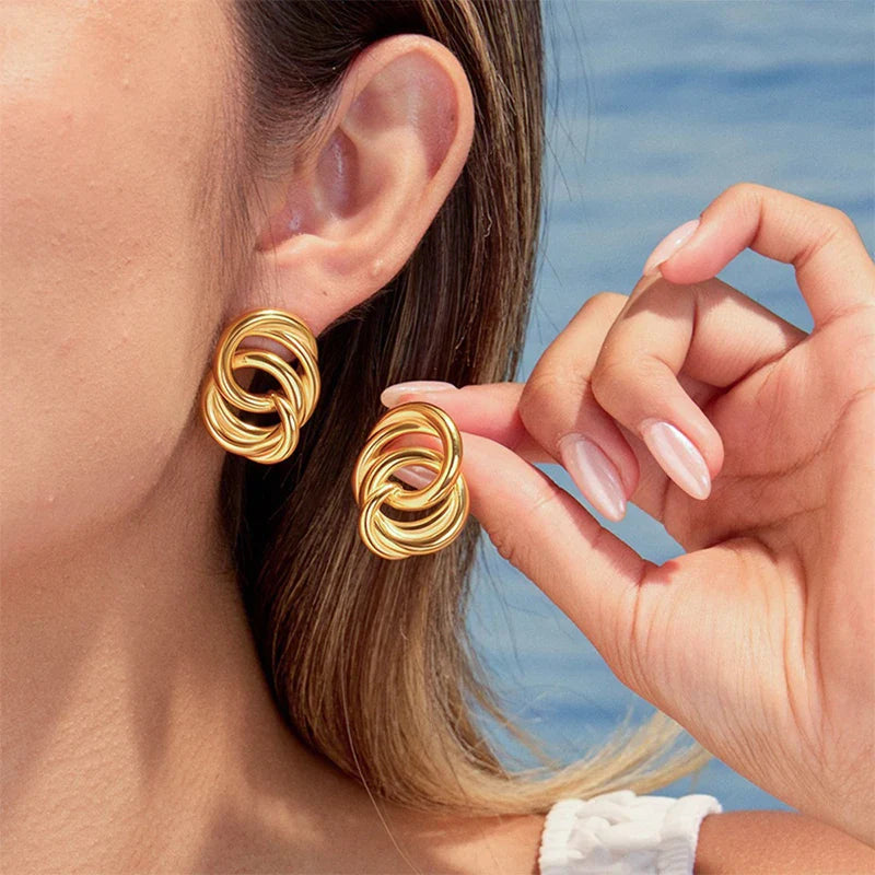 TRIPLE LOOP EARRINGS