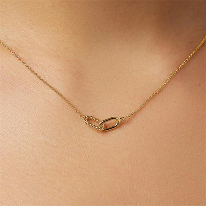 TWISTED LINK NECKLACE