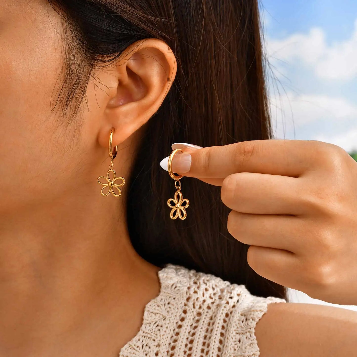 DAISY BLOOM EARRINGS