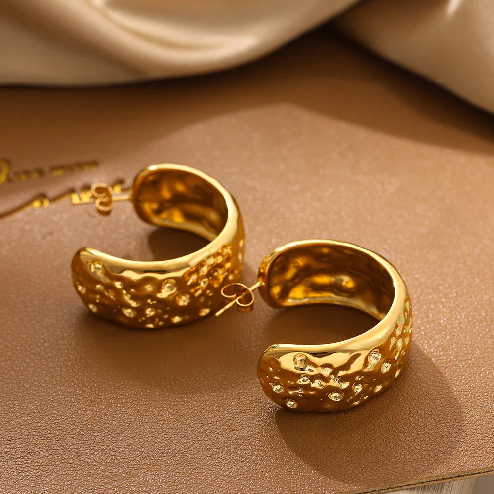 HAMMERED DOME HOOP EARRINGS