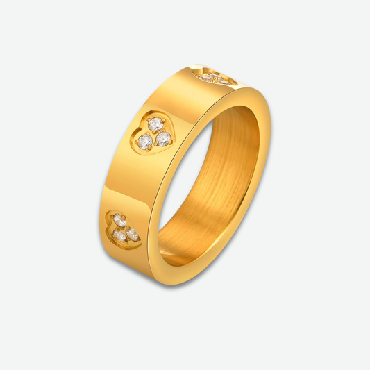 AMOURA BOLD HEART RING